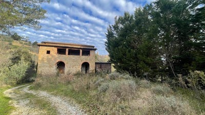 /international/it/montalcino-tuscany-310106780579/