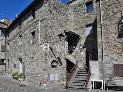 /international/it/castiglione-in-teverina-lazio-310108454158/