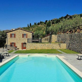 /international/it/cortona-tuscany-310107979802/