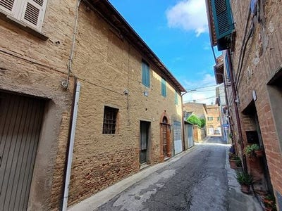 /international/it/castello-delle-forme-umbria-310101691204/