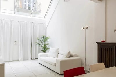 /international/it/via-paolo-lomazzo-milan-lombardy-310093838092/?lang=zh-tw