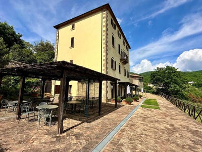 /international/it/roccastrada-tuscany-310100708728/