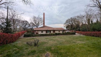/international/it/castiglione-del-lago-umbria-310108375334/
