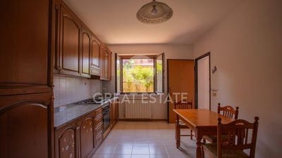 /international/it/citta-della-pieve-umbria-310110287367/