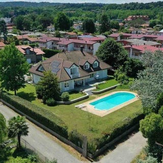 /international/it/castelletto-sopra-ticino-piedmont-310109557830/