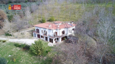 /international/it/via-piedimonte-32-a-montopoli-di-sabina-lazio-310106594646/