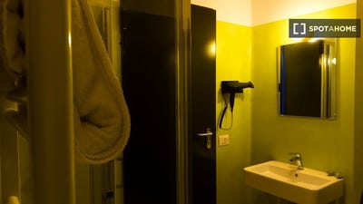 /international/it/bologna-emilia-romagna-310108562914/