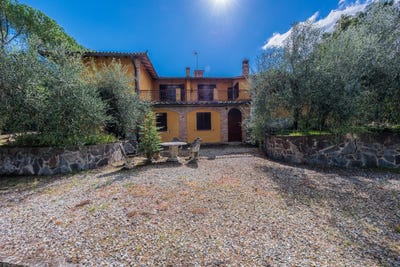 /international/it/castelnuovo-berardenga-castelnuovo-berardenga-tuscany-310102845463/