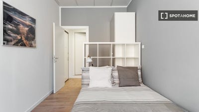 /international/it/milan-lombardy-310108525929/