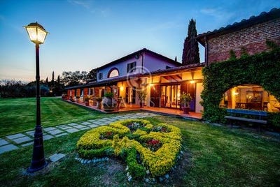 /international/it/castiglione-del-lago-umbria-120089940734/
