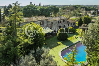 /international/it/castiglione-del-lago-umbria-310103558263/
