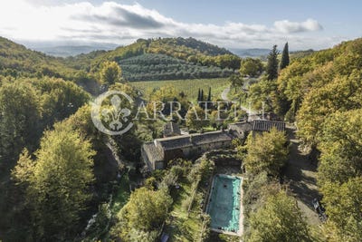 /international/it/castellina-in-chianti-tuscany-310101135150/?lang=fr