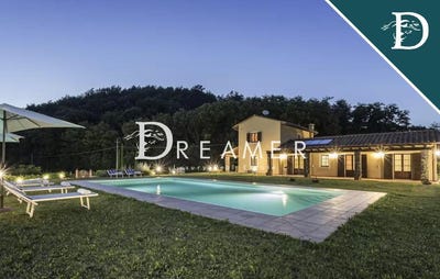 /international/it/lucca-tuscany-310106429378/