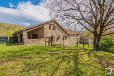 /international/it/pieve-santo-stefano-tuscany-310107369213/