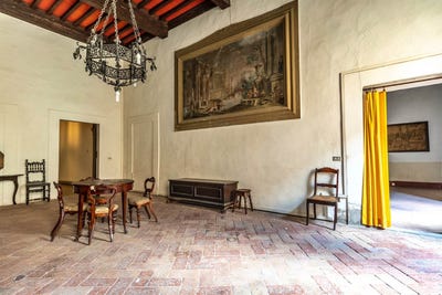 /international/it/san-gimignano-tuscany-310120035088/