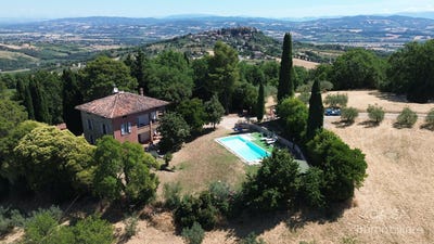 /international/it/monte-castello-di-vibio-umbria-310105517582/