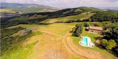/international/it/lajatico-tuscany-310107184860/
