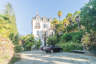 /international/it/luino-lombardy-310104426468/