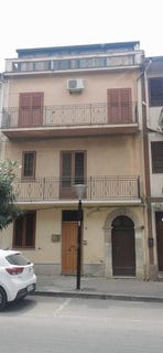 /international/it/via-roma-alessandria-della-rocca-sicily-310107901865/