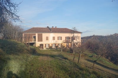 /international/it/nizza-monferrato-piedmont-310104988936/