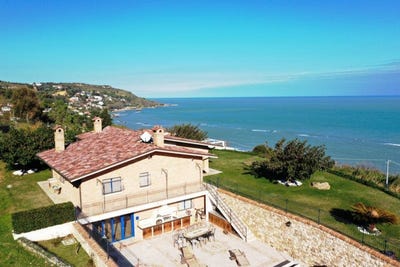 /international/it/fossacesia-marina-abruzzo-310106235103/