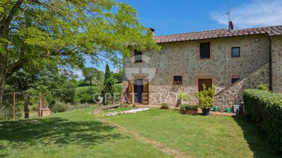 /international/it/chiusi-tuscany-310100284215/