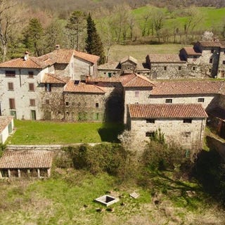 /international/it/pieve-santo-stefano-tuscany-310108651536/