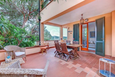 /international/it/campo-nell-elba-tuscany-310100712531/