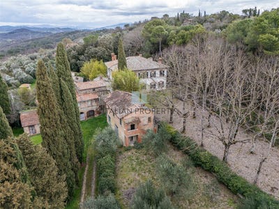 /international/it/piegaro-umbria-310106744295/