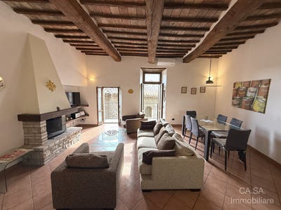 /international/it/monte-castello-di-vibio-umbria-310109050274/?lang=fr