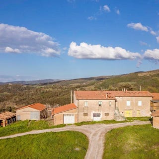 /international/it/castel-del-piano-tuscany-310108838899/