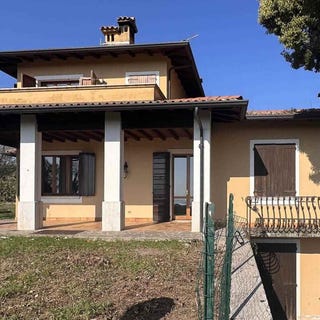 /international/it/polpenazze-del-garda-lombardy-310107743623/