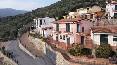 /international/it/diano-san-pietro-liguria-310107218795/