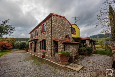 /international/it/17-via-g-matteotti-gavorrano-tuscany-310103746564/