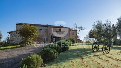 /international/it/montalcino-tuscany-310101375769/?lang=de