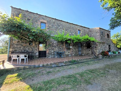 /international/it/monterotondo-marittimo-tuscany-310107185603/