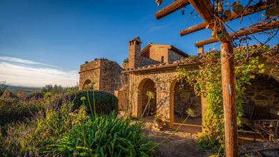 /international/it/castel-del-piano-tuscany-310103749433/