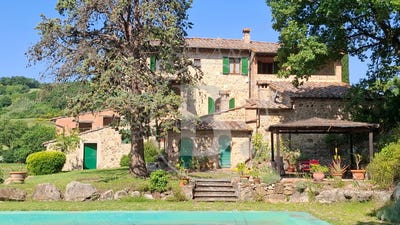 /international/it/casole-d-elsa-casole-d-elsa-tuscany-310108049796/