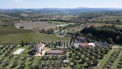 /international/it/sarteano-tuscany-120094744097/