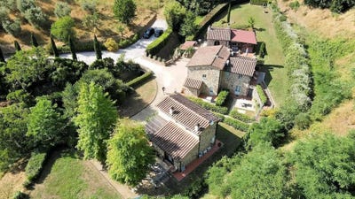 /international/it/lamporecchio-tuscany-310107184762/