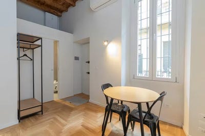/international/it/via-ascanio-sforza-milan-lombardy-310100931240/?lang=de