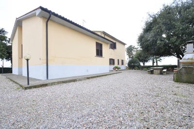 /international/it/livorno-tuscany-310108325001/