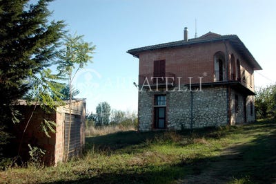 /international/it/montepulciano-stazione-tuscany-310105794003/