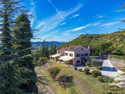 /international/it/fermignano-marche-310105304176/