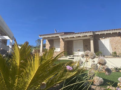 /international/it/isola-rossa-sardinia-310101443750/?lang=pt