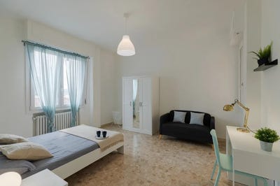 /international/it/via-francesco-baracca-florence-tuscany-310093832745/