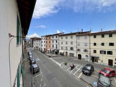 /international/it/9-piazza-unita-italiana-terranuova-bracciolini-tuscany-310109075284/?lang=it