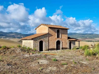 /international/it/lajatico-tuscany-310106837498/
