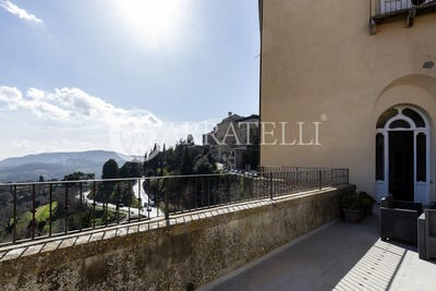 /international/it/montepulciano-tuscany-310101497510/