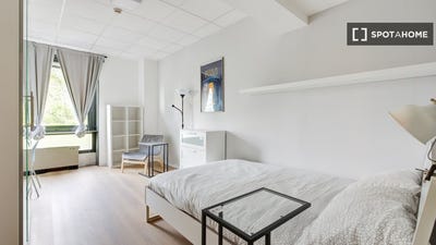 /international/it/milan-lombardy-310108525767/